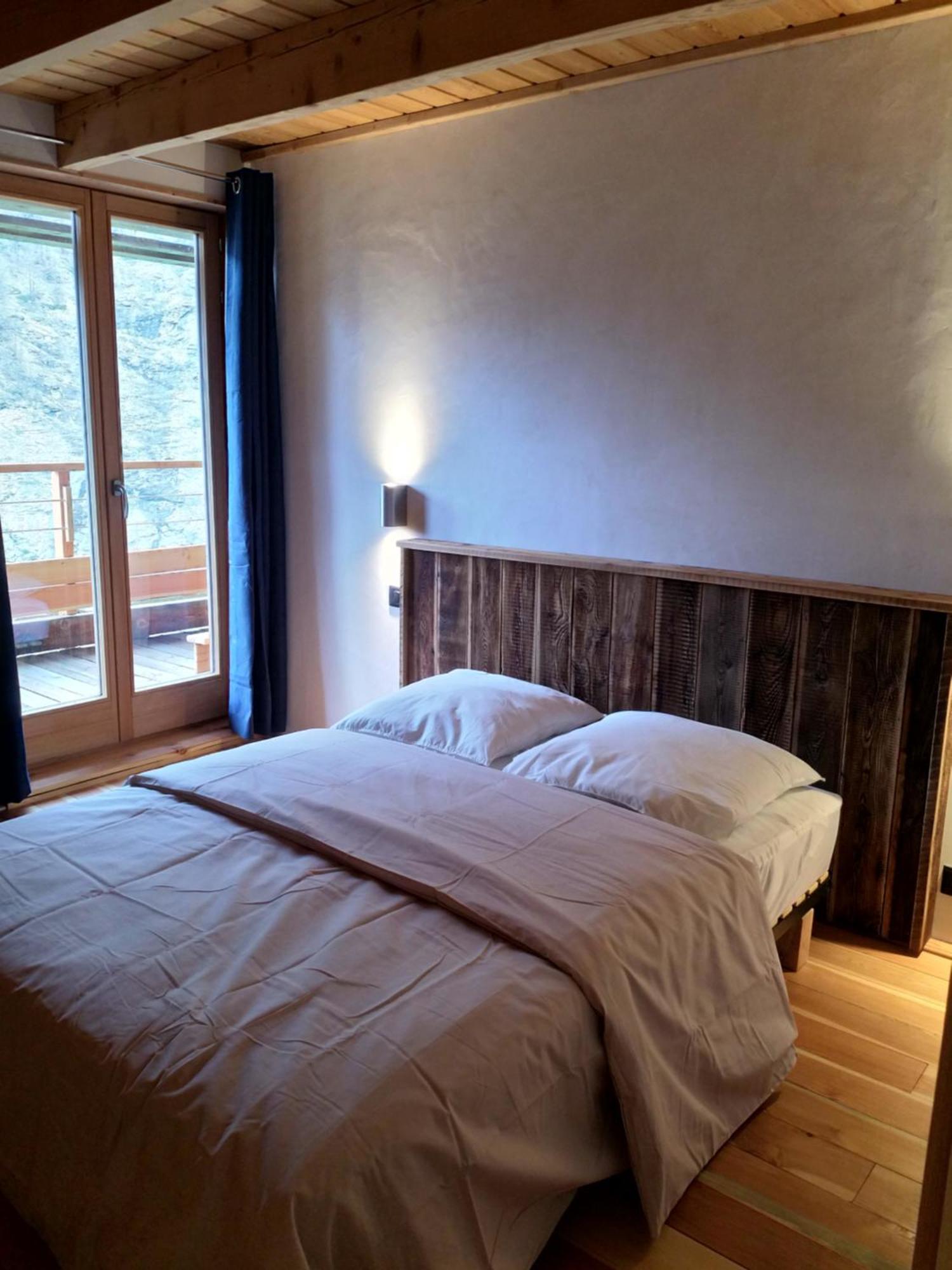 Ferienwohnung Le Grenier Du Roux Abriès Exterior foto